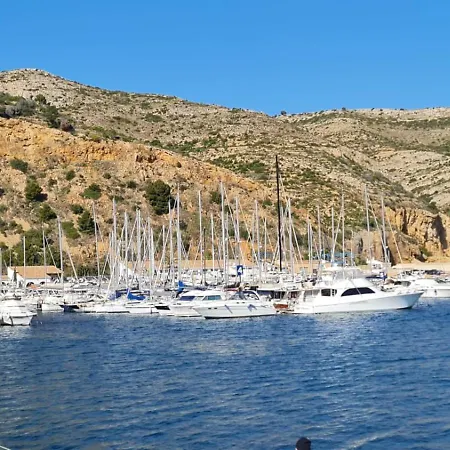 Libertad 36 アパート